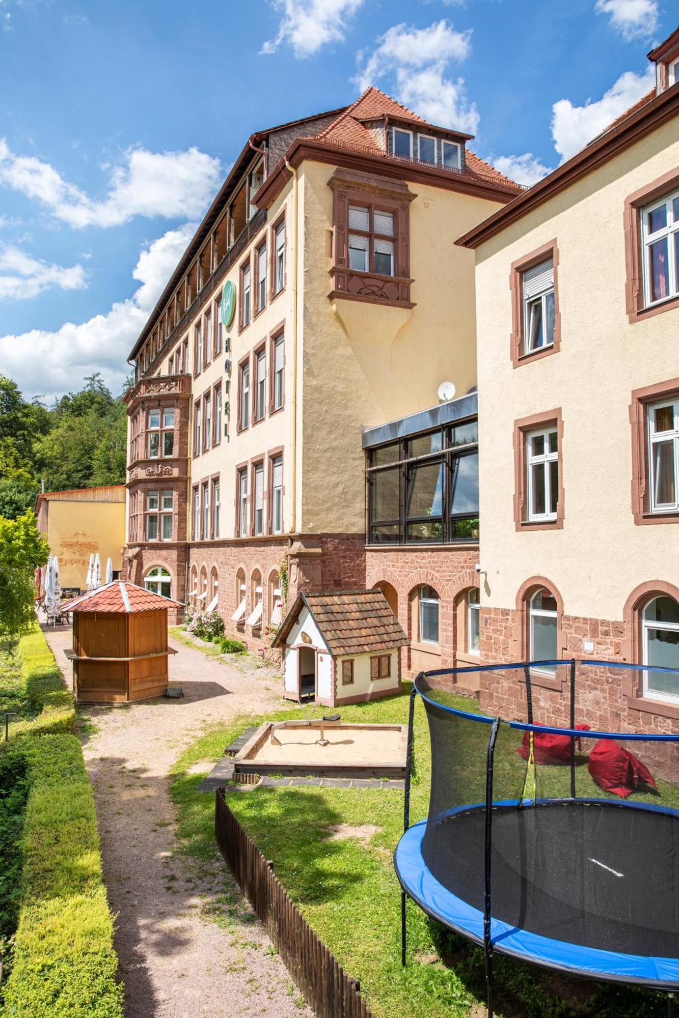 Roomingtons Hotel Franziskushoehe Lohr Esterno foto
