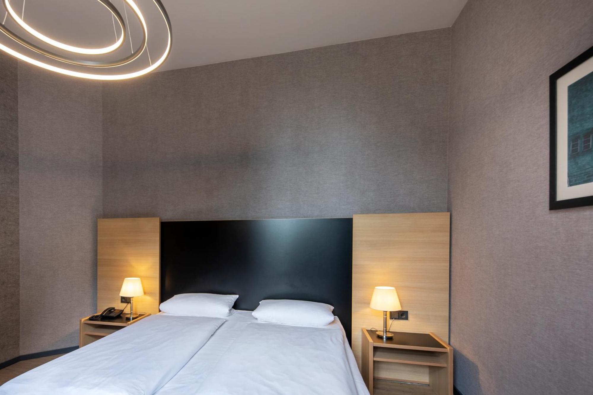 Roomingtons Hotel Franziskushoehe Lohr Esterno foto