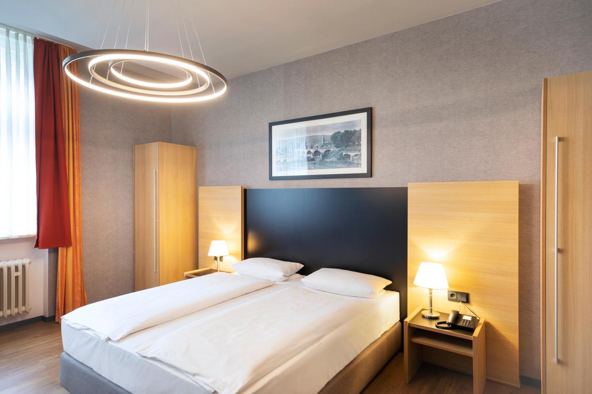Roomingtons Hotel Franziskushoehe Lohr Esterno foto